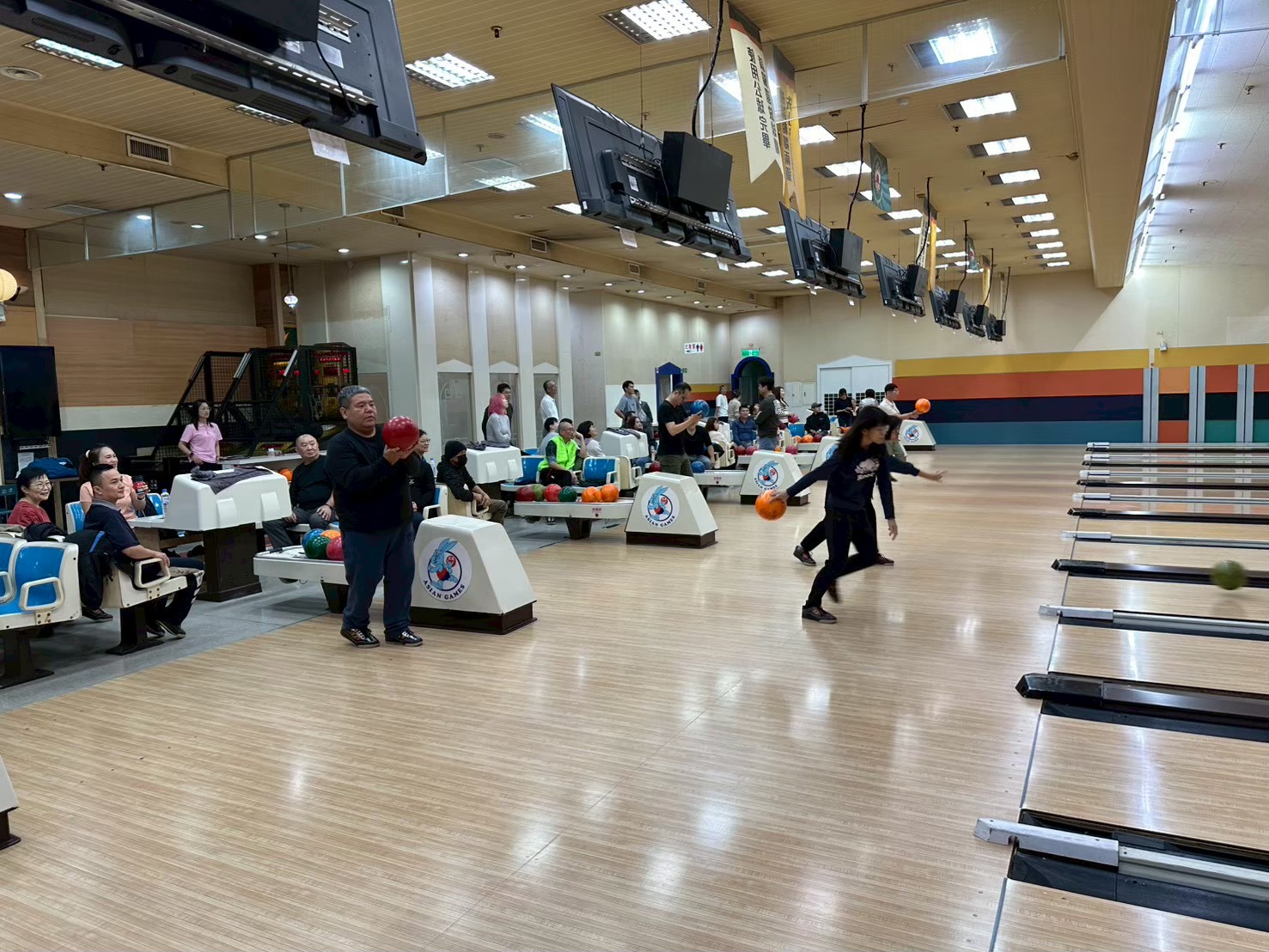 2025.11.21 保齡球大賽Team Building